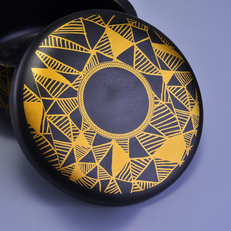 Wholesales black tealight scented ceramic candle holder with lid