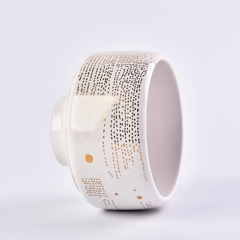 Wholesales decorative standing white ceramic candle holder