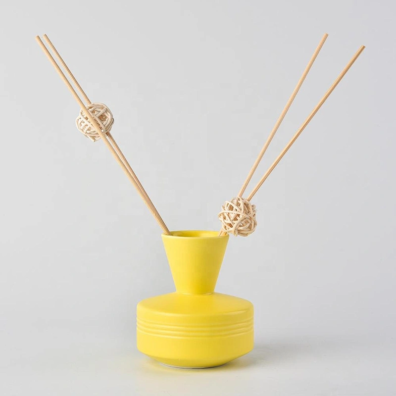 Luxury custom logo gold scented air freshener reed diffuser ceramic bottle