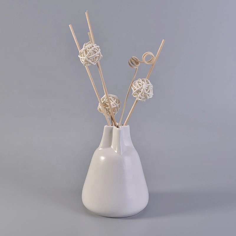 300ml Wholesales custom glaze reed diffuser ceramic bottles