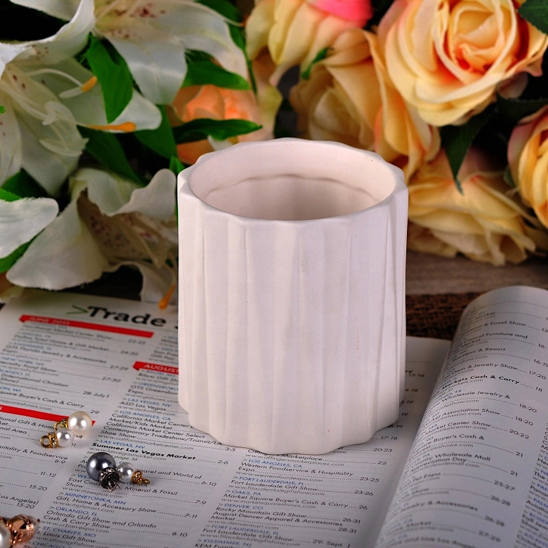Home decoration custom matte white ceramic candle holder