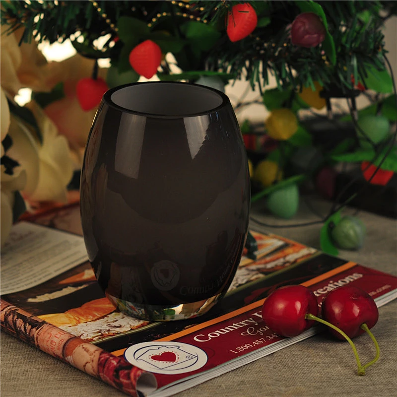 Luxury black glass cut candle holders