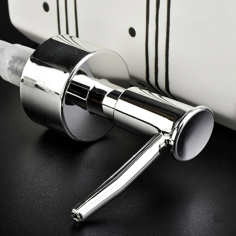glazing white ceramic bath accessories sets simple pattern ceramic bottle lotion dispenser