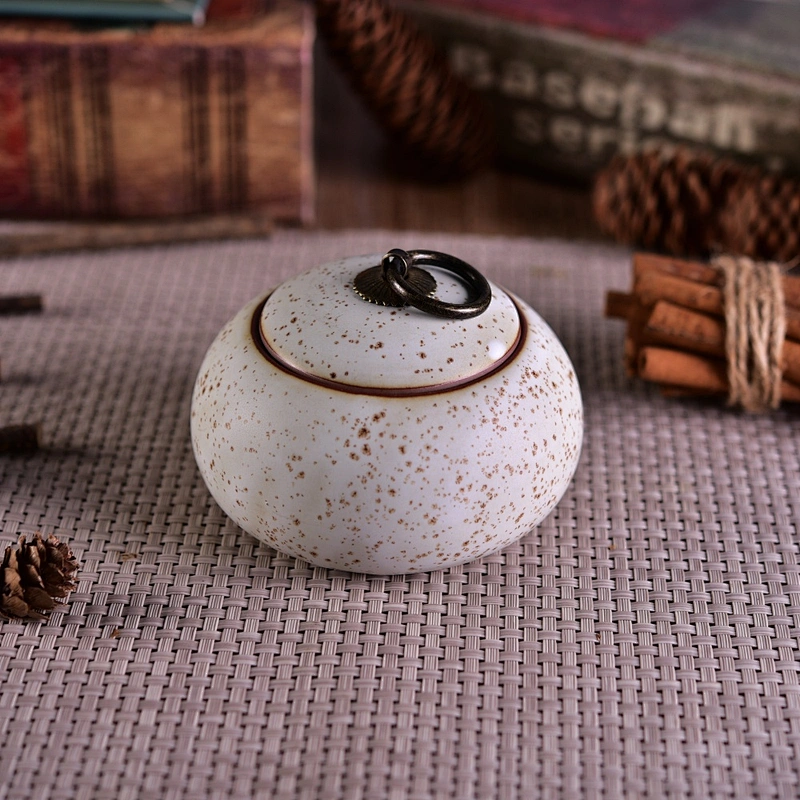 Vintage round ceramic candle holder with lid for home decor
