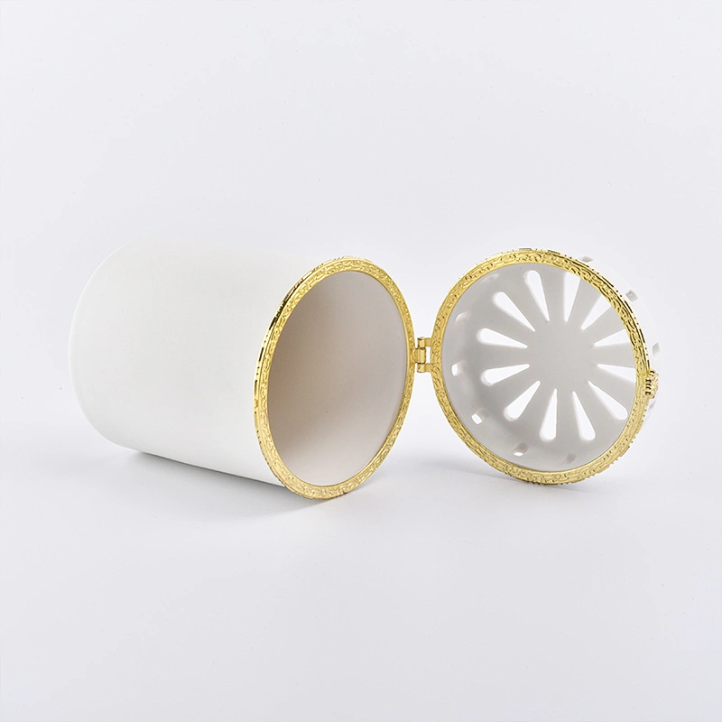 Gold outline white ceramic candlestick candle holder for home decor scented candle