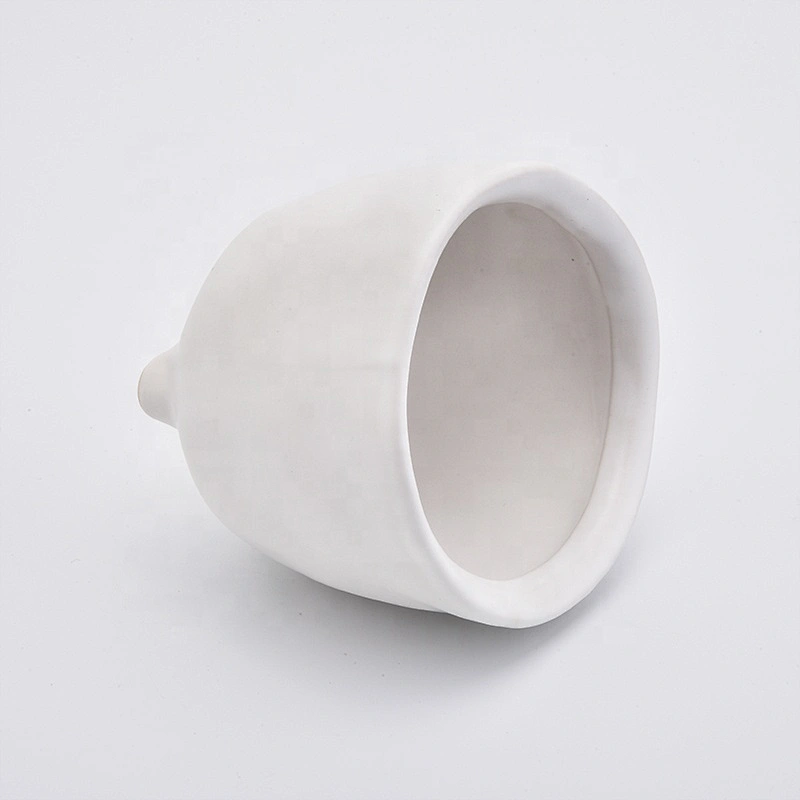 Wholesales Rustic standing white candle vessel