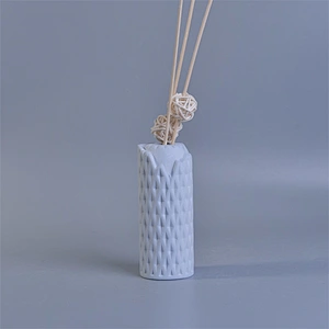 wholesale ceramic matte white reed aroma diffuser empty bottles