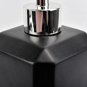 700ml glazing black ceramic glass bath accessories sets ceramic bottle lotion dispenser