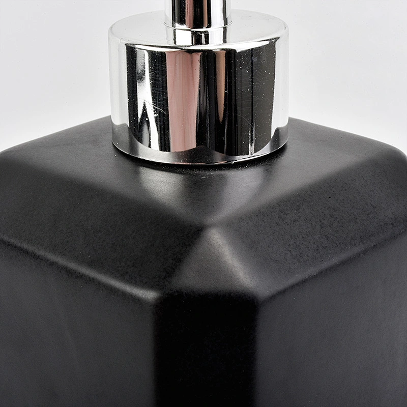700ml glazing black ceramic glass bath accessories sets ceramic bottle lotion dispenser