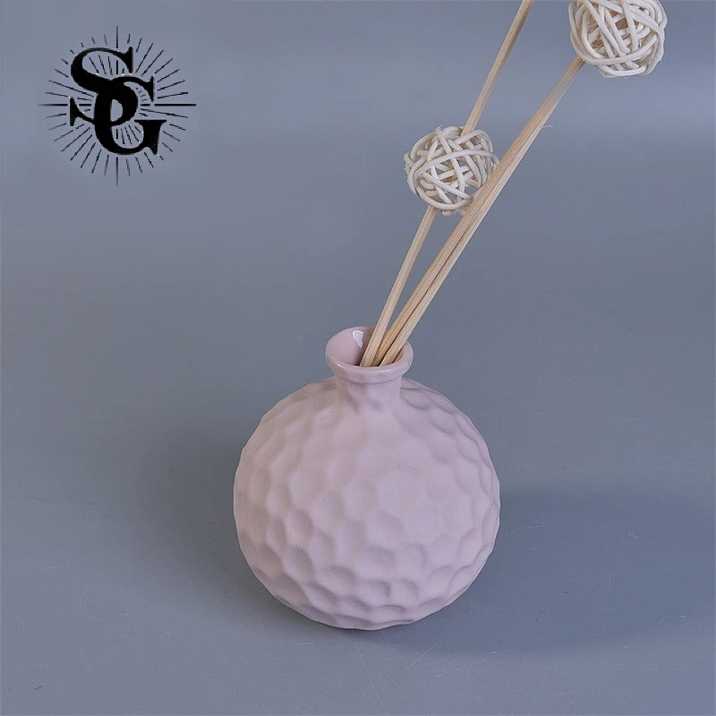 Sunny white round ceramic diffuser bottle made in China with top sale