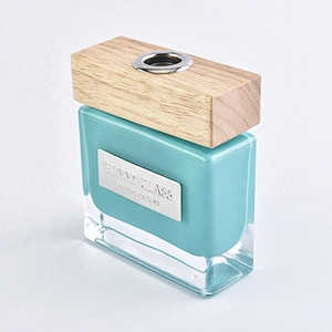 Wholesales air freshener square oil aroma glass reed diffuser bottles with wood cap