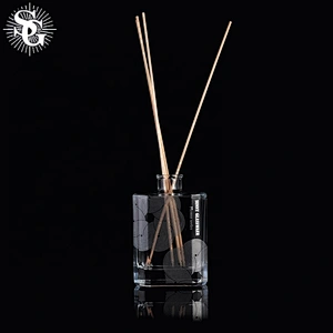 200ml Custom square oil essential reed glass diffuser bottle wholesales