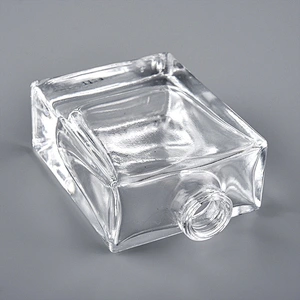 15ml Flat-Square Clear Glass Bottle with sprayer