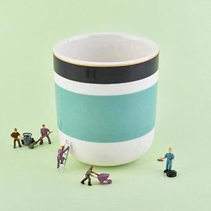 Wholesales empty tealight custom cylinder ceramic candle holder jar