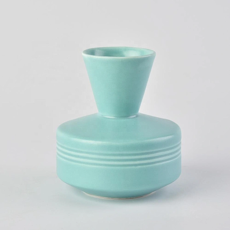 Chinese decorative reed diffuser ceramic fragrance oil reeds bottles
