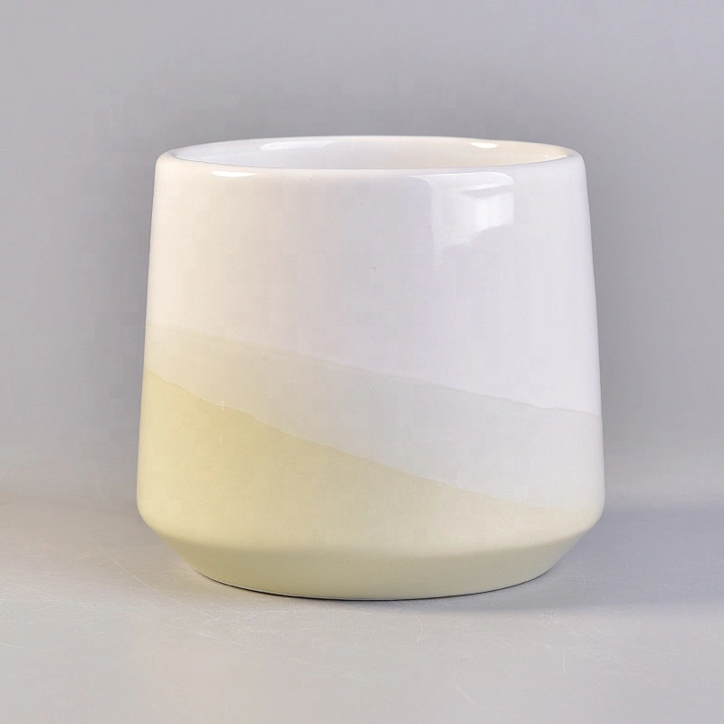 Small MOQ Christmas Ceramic Candle Jars Wholesale