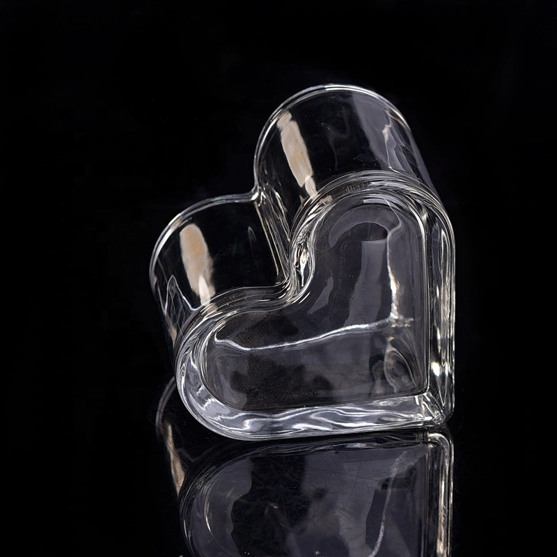 Wholesales luxury heart shape tealight glass candle jar with lids