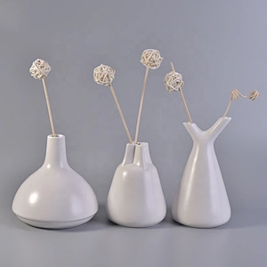 300ml Wholesales custom glaze reed diffuser ceramic bottles
