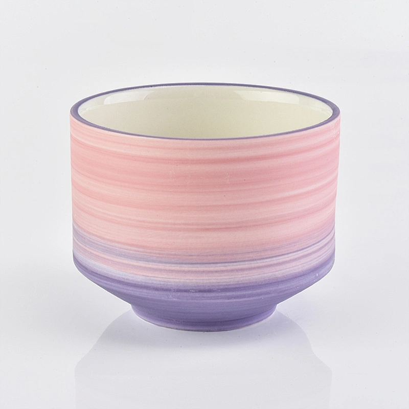 Mix color ceramic candle jars and candle holders for your home fragrance