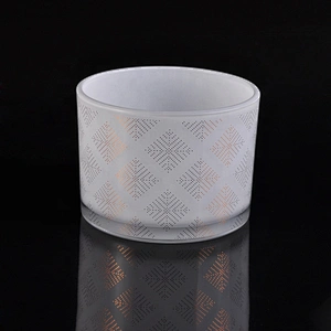 Wholesales custom home decoration white glass candle holder