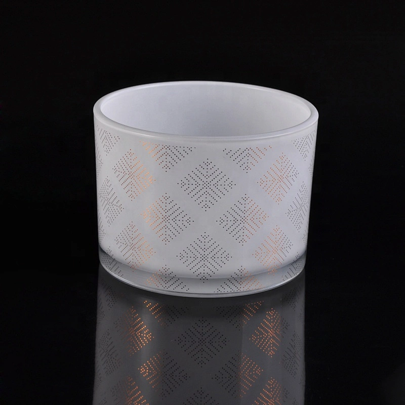 Wholesales custom home decoration white glass candle holder