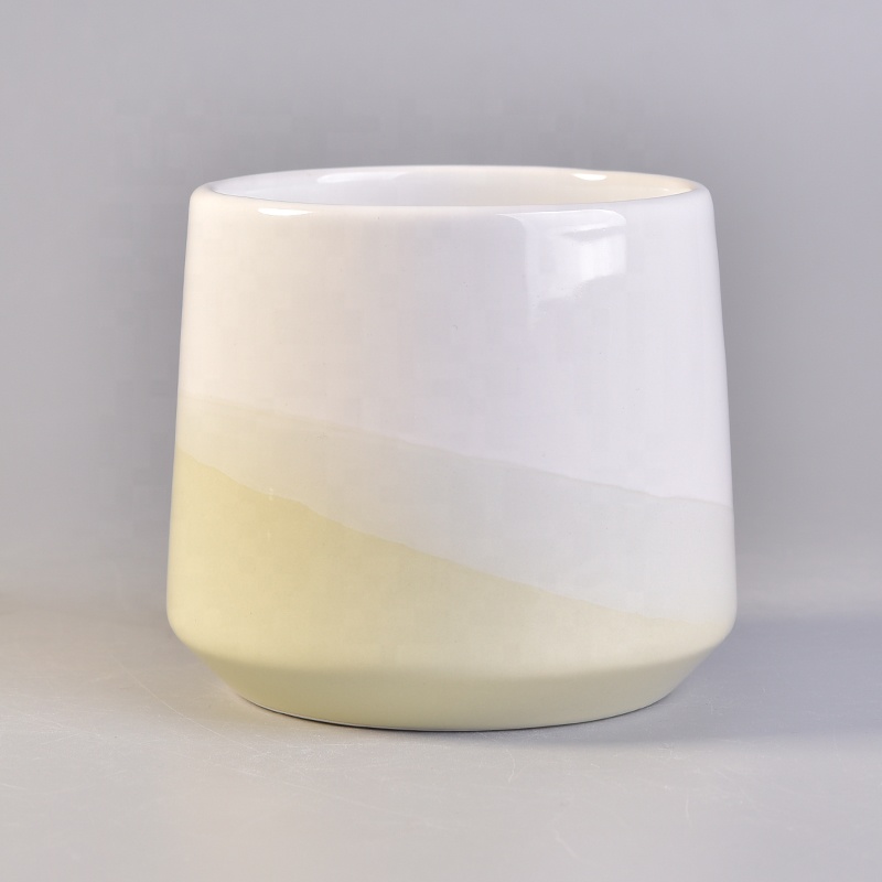 Small MOQ Christmas Ceramic Candle Jars Wholesale
