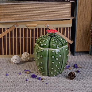 Luxury ceramic votive candle jar with cover