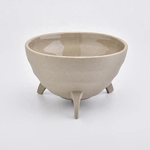 Vintage matte ceramic candle containers pillar votive scented candle holders with three footholds home decoration wholesale
