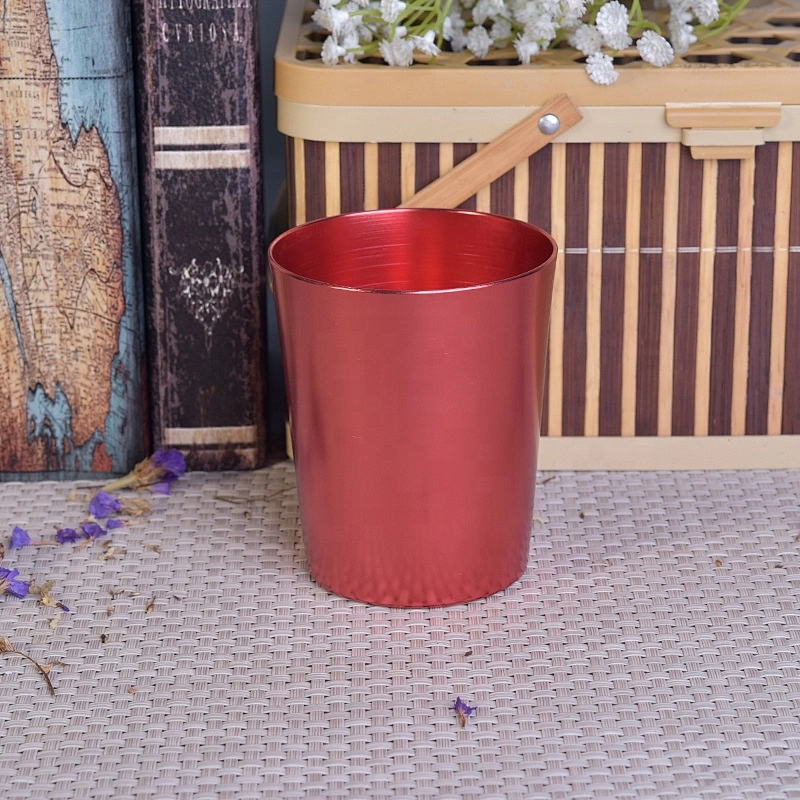 Cylinder Plating Red Metal Candle Jars Pillar Metal Container for Home Decor Supplier