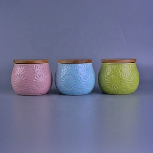 Wholesales flower tealight empty decorative ceramic candle holder with wood lid