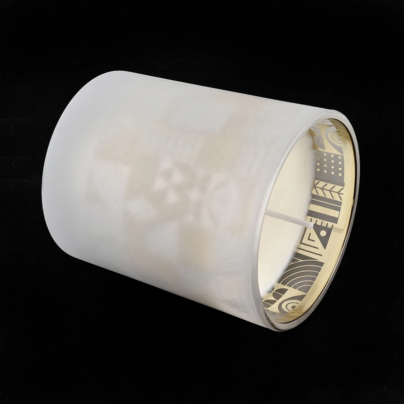 Wholesales luxury white matte glass candle holders home decoration