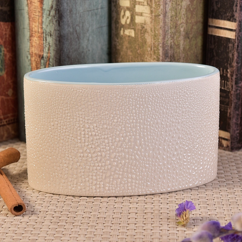 Hot sale decorative ceramic candle vessel moon shape candle jar