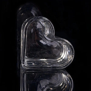 Wholesales Heart Candle Jars Glass Valentine Candle Holders Home Decoration