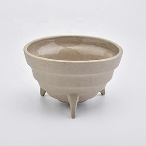 Round matte ceramic candle containers bowl votive pillar candle vessel with three footholds party decoration factory