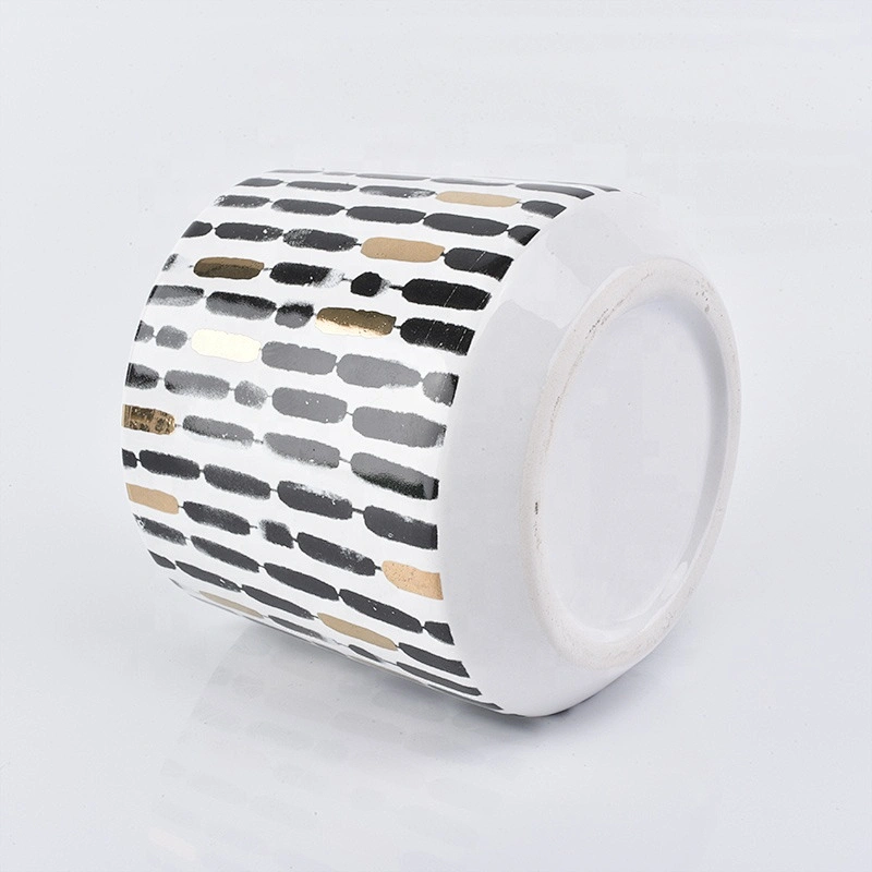 Wholesale Black and Gold Ceramic Candle Holder Vertical Bars Home Decoration