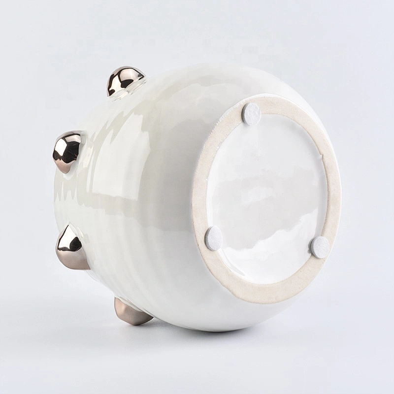 Wholesale White Ceramic Candle Holder with Metallic Dotted Bulge Home Decoration