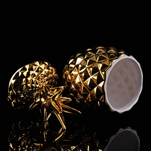 ceramic gold pineapple candle jar with lid
