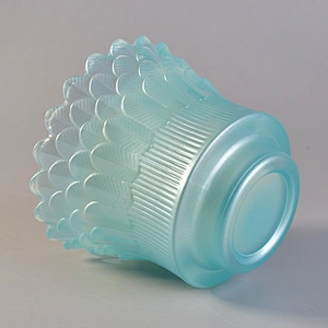 Wholesales feather tealight blue luxury glass candle vessels
