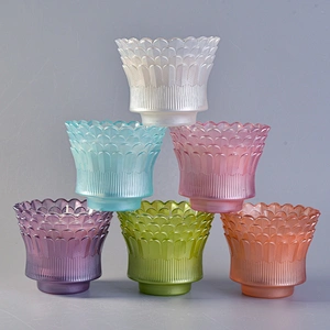 Hot sales tealight white feather luxury glass candle holder