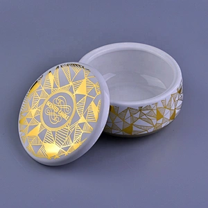 Sunny vintage empty scented white ceramic candle holder with lid