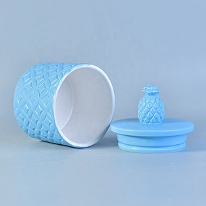 Customized machine press glaze ceramic tealight candle holder candle containers with lids party decorative use