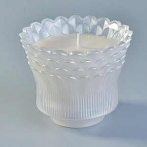 Hot sales tealight white feather luxury glass candle holder