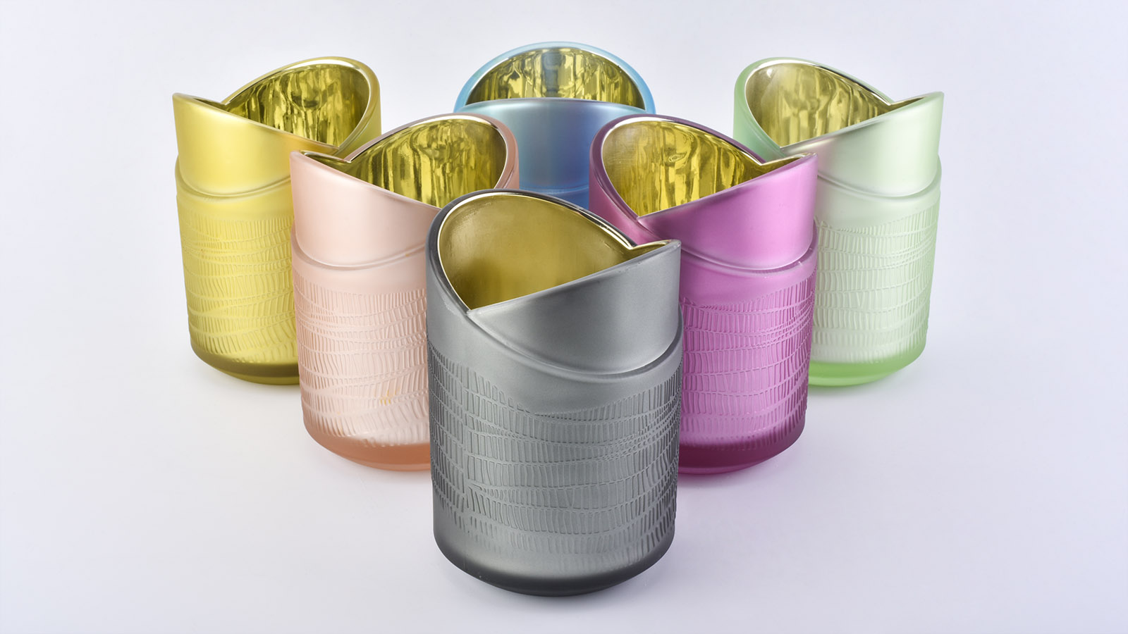 Luxury Colorful Heart Design Glass Candle Jars with gold