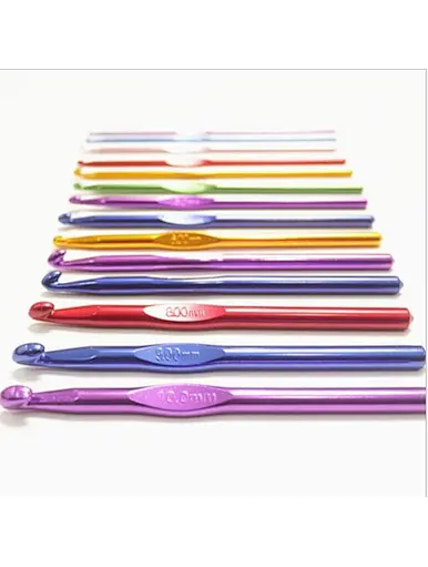 Aluminum crochet hook