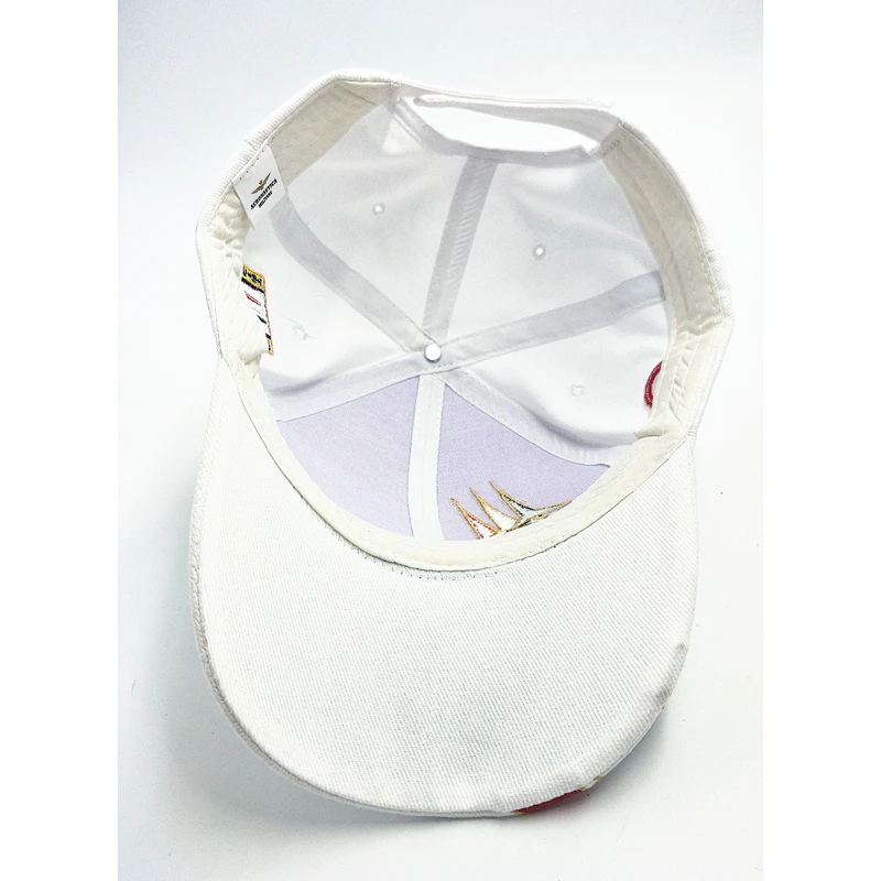 Good looking baseball cap with embroidered custom logo caps fashion
