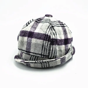 China Factory Grid Beret Warm Winter Beanie Casquette Caps