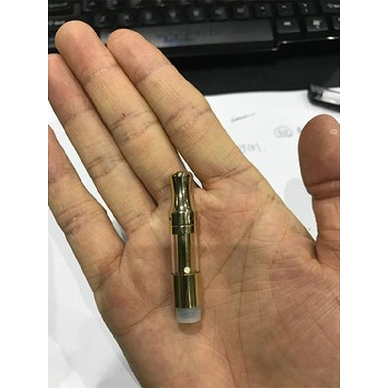 Factory direct price sell CBD tank v10 gold 0.5/1.0 ML cartridge cbd battery