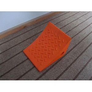 Rubber Wheel Chock For Trucks With High Quality
