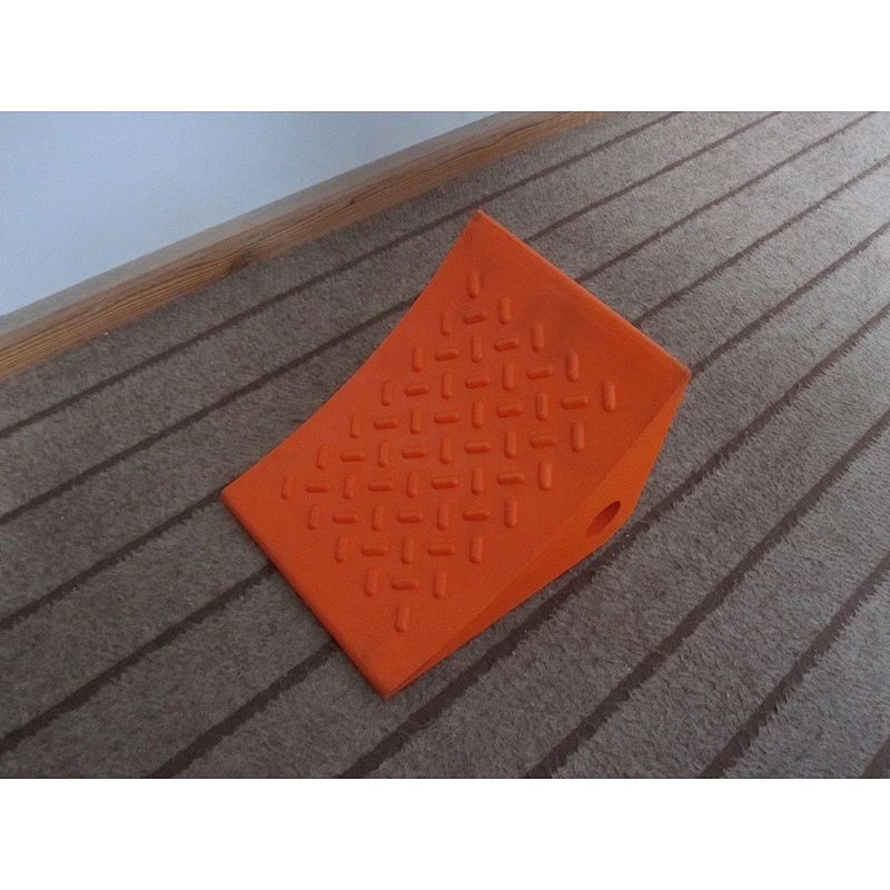 Rubber Wheel Chock For Trucks With High Quality