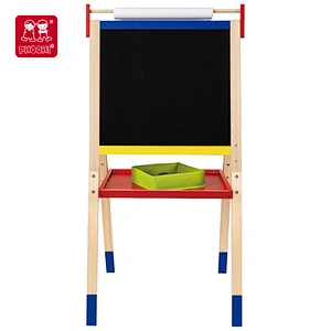 Easel with Paper Roll